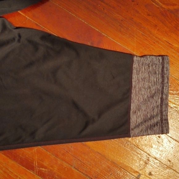 Ideology Cropped Black Leggings with Gray Space Dye Trim Sz 3X - Picture 9 of 10